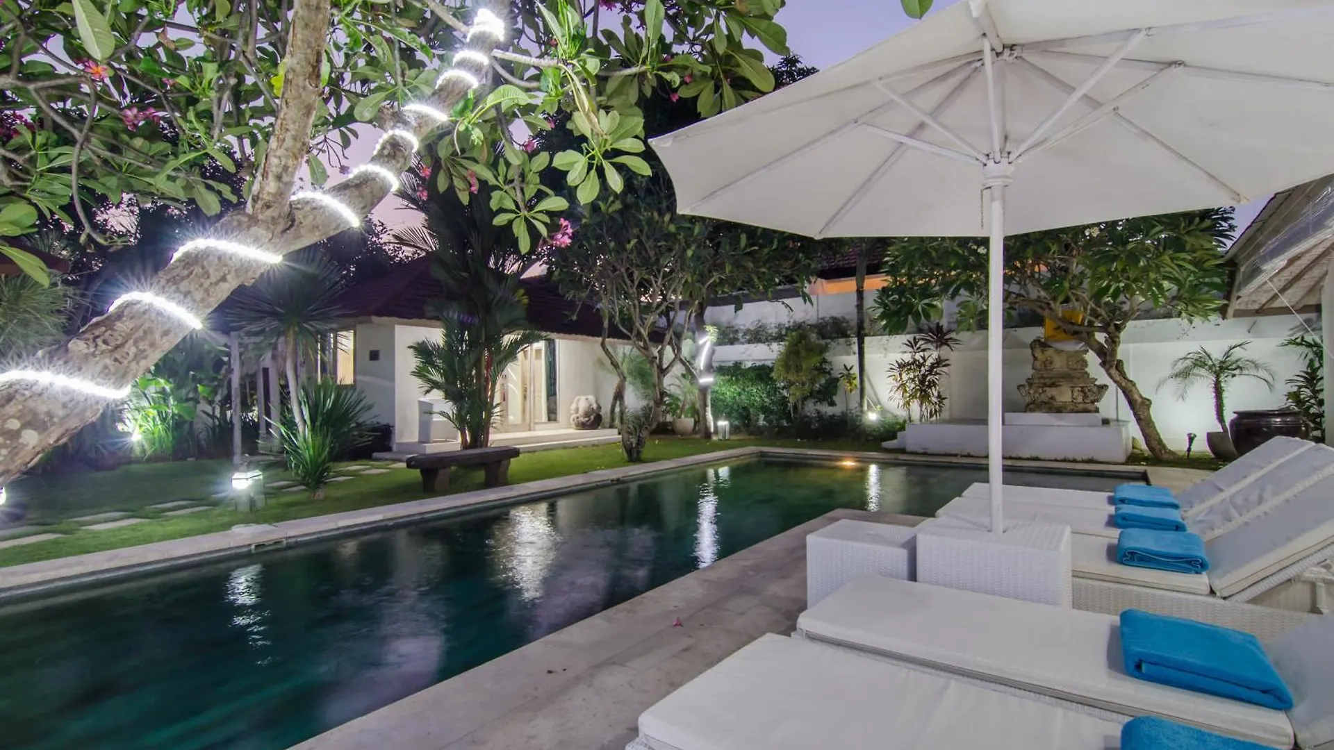 Luxurious&Spacious 4Br Villa In Seminyak Ινδονησία