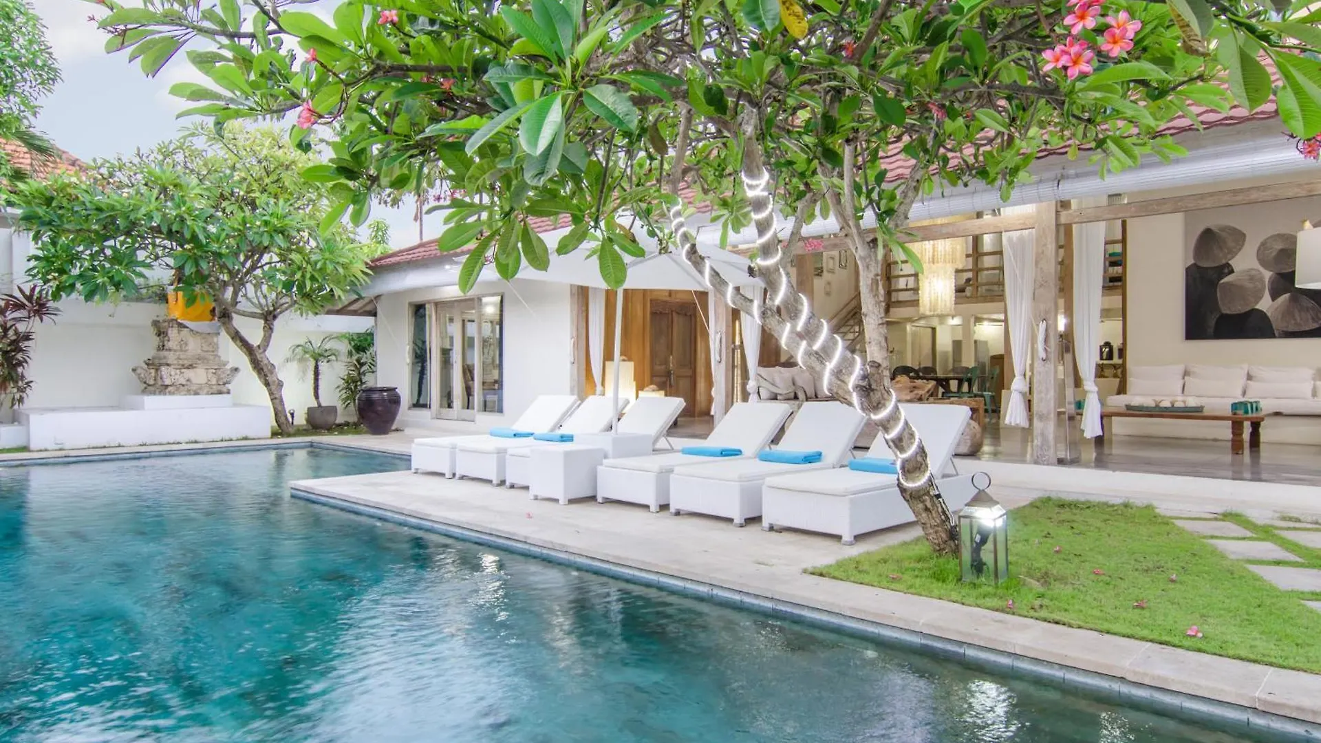 Luxurious&Spacious 4Br Villa In Seminyak  Σεμινιάκ